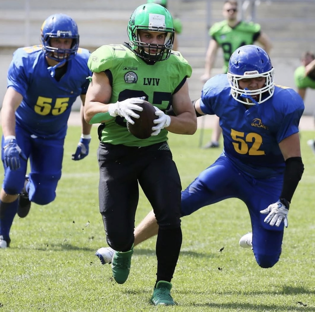 Початок американського футболу у Львові